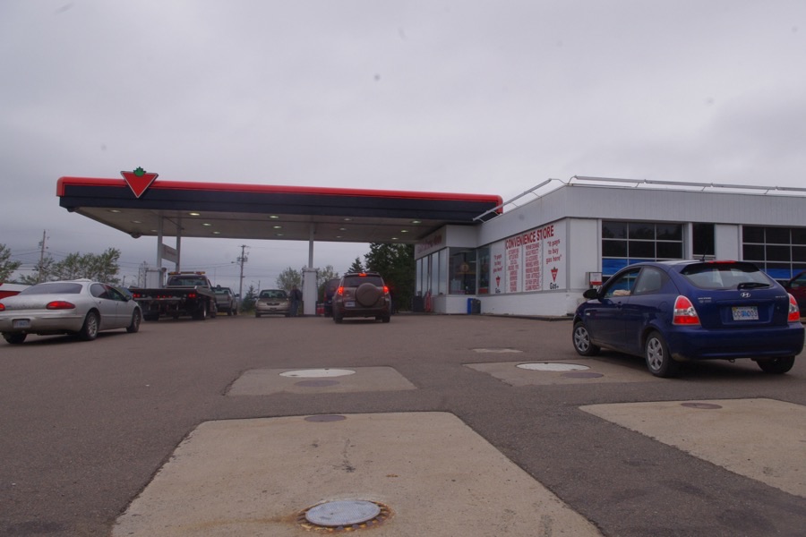 Canadian Tire Gas+ の店舗外観